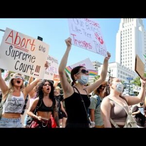 Indiana bans most abortion services