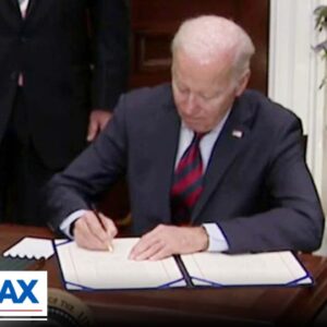 BREAKING: President Joe Biden signs bill preventing rail strike