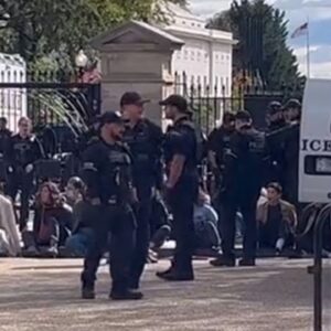 BREAKING: Secret Service Swarms In - Massive Arrests At White House